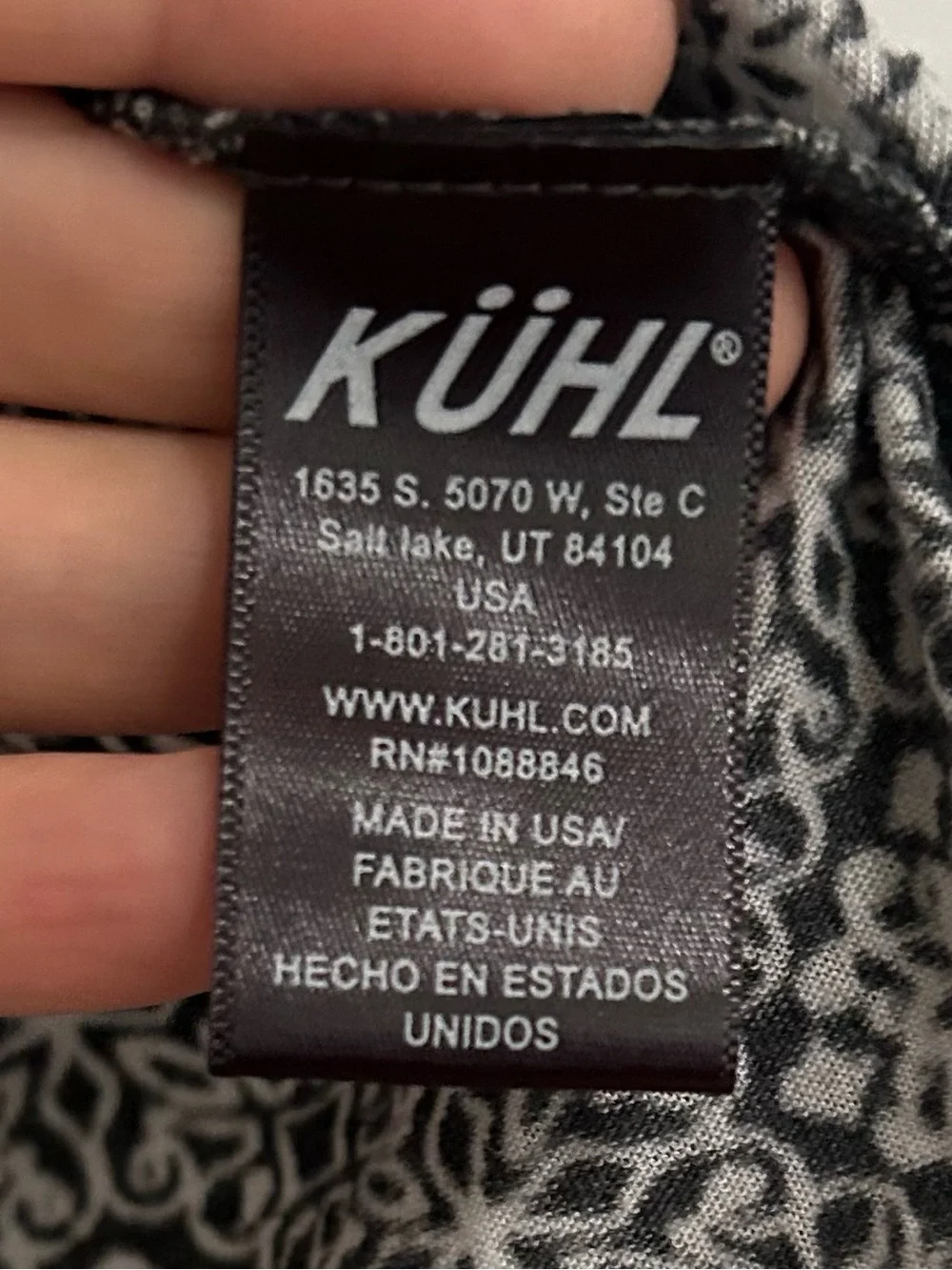 KÜHL Women’s Asymmetrical Skirt Gray Printed Hem XS USA Made Travel Athleisure